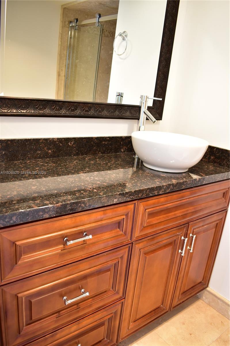 SUNRISE LAKES 105 CONDO - Residential