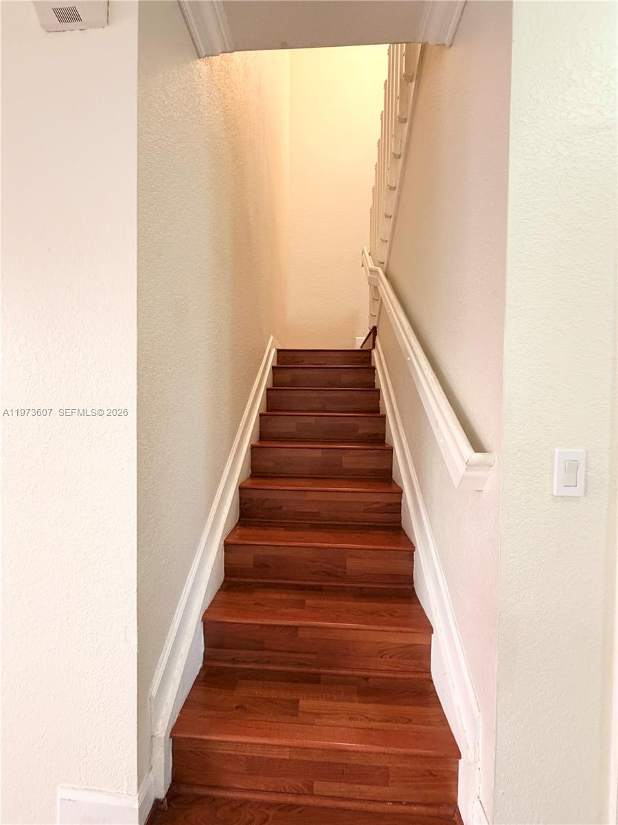 COURTS AT TUSCANY - Residential