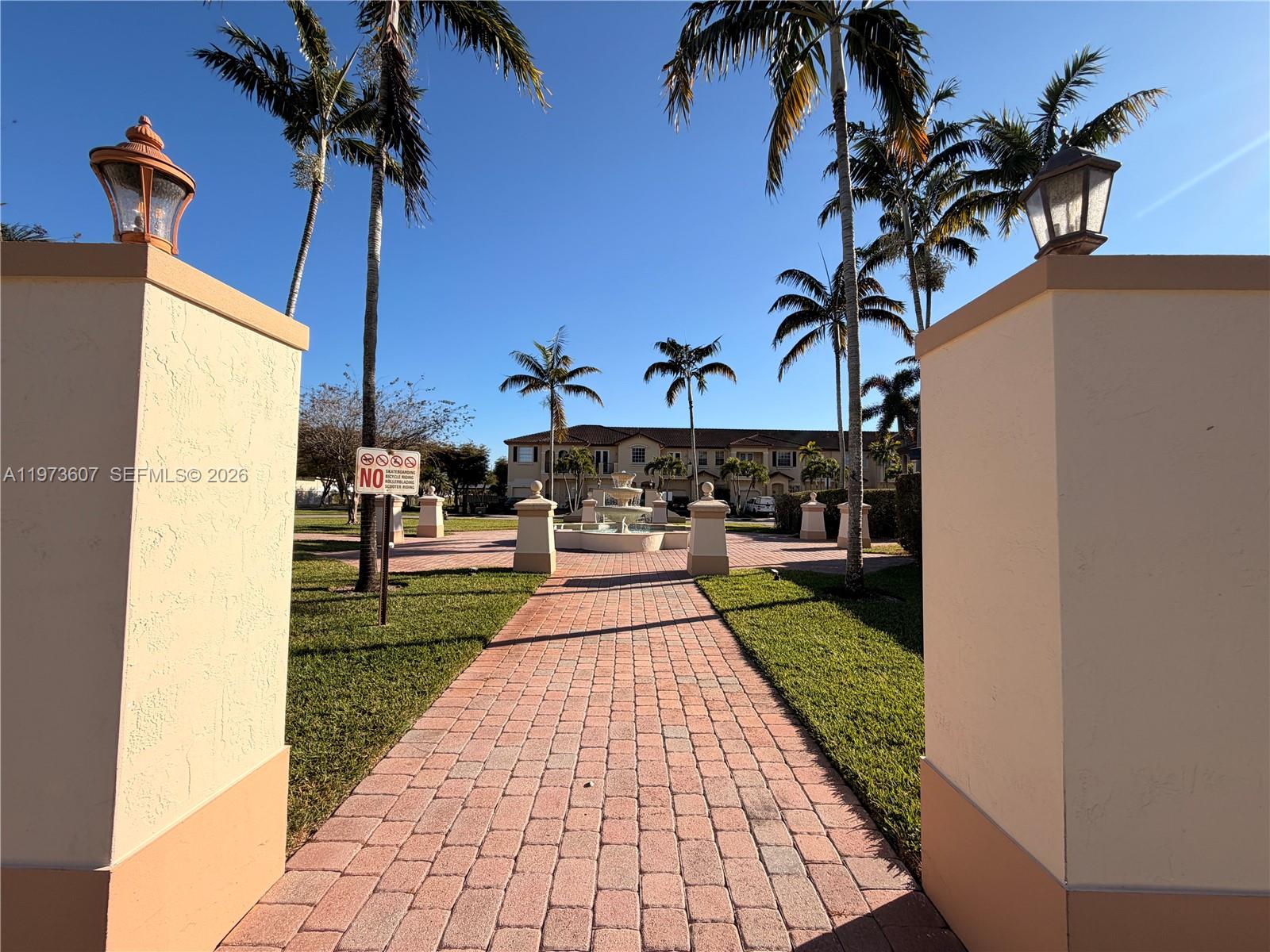 COURTS AT TUSCANY - Residential