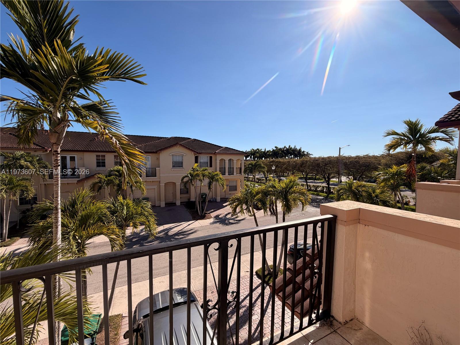 COURTS AT TUSCANY - Residential