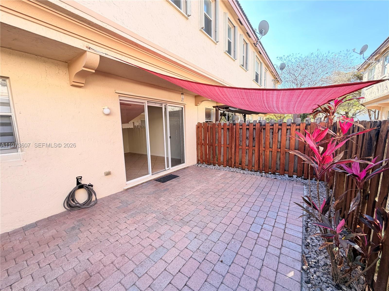 COURTS AT TUSCANY - Residential