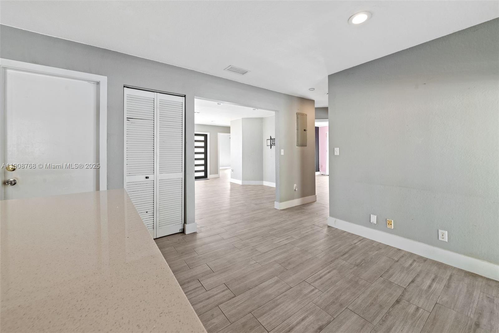 MOODY DRIVE ESTATES - Residential