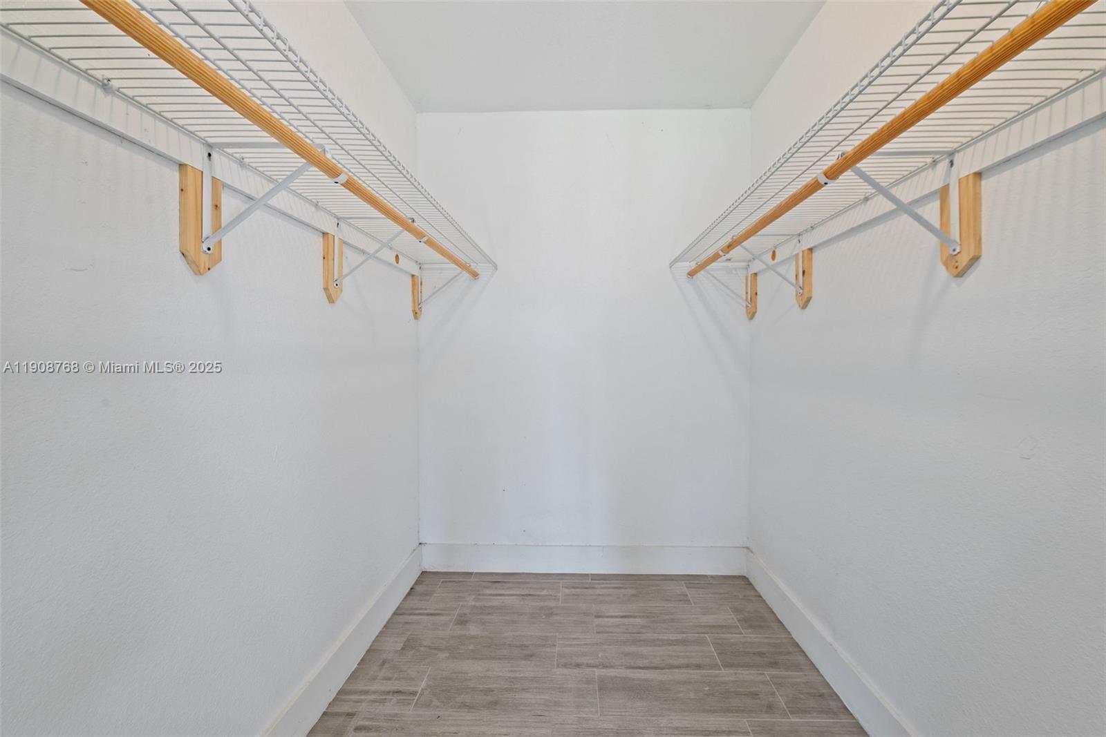 MOODY DRIVE ESTATES - Residential