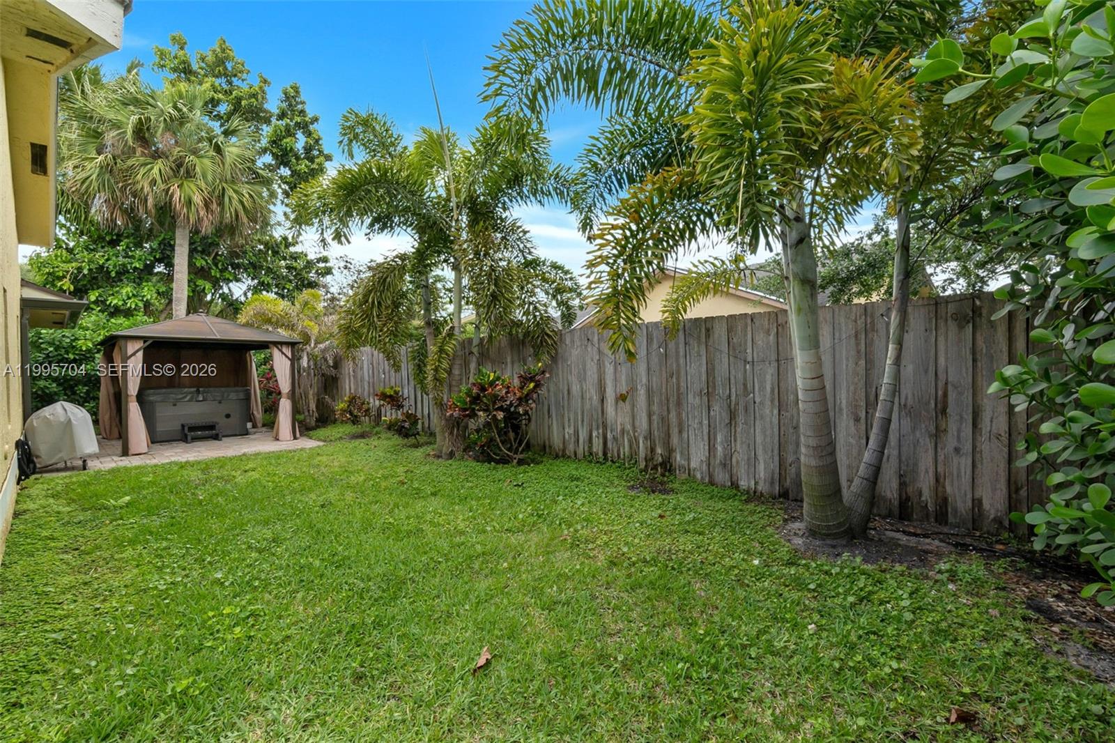 MNR FOREST 3 - Residential Lease