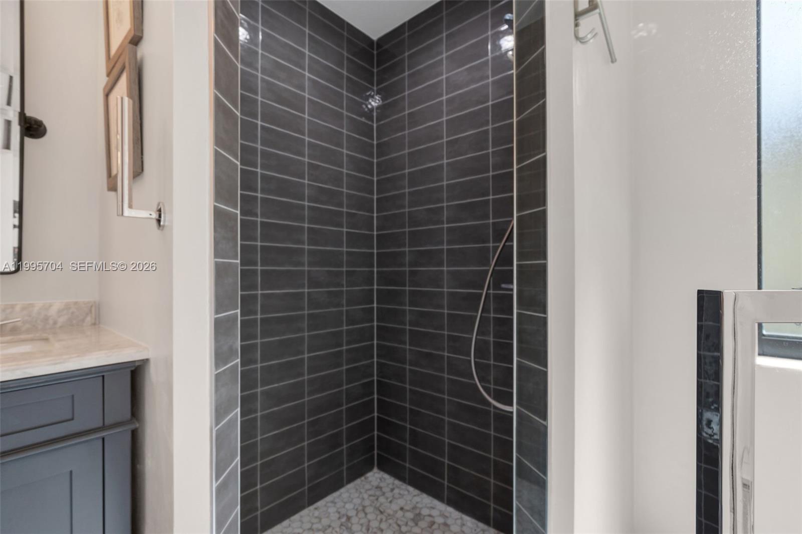 MNR FOREST 3 - Residential Lease