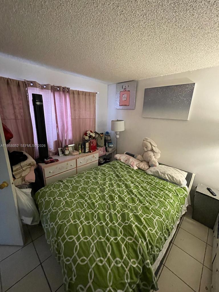 POINT SOUTH CONDO - Residential Lease