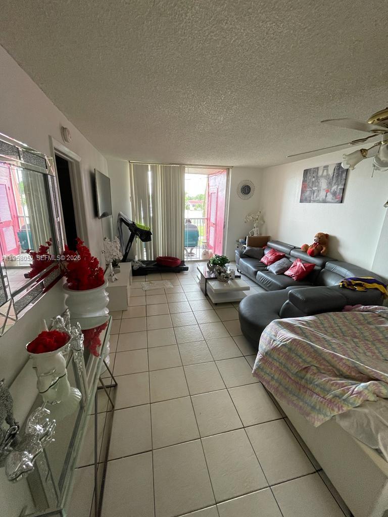 POINT SOUTH CONDO - Residential Lease