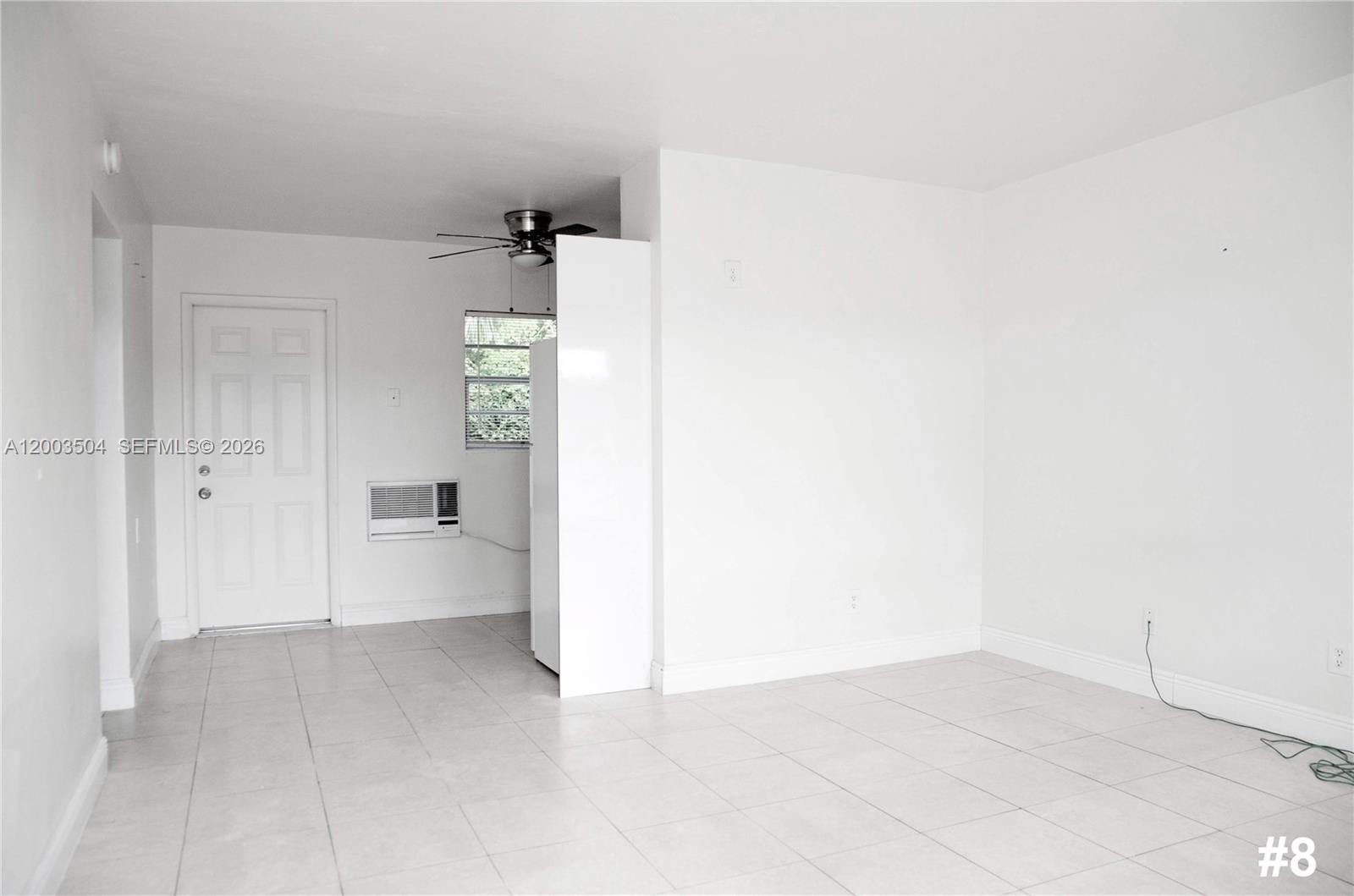 ¤HOLLYWOOD LITTLE RANCHES - Residential Income