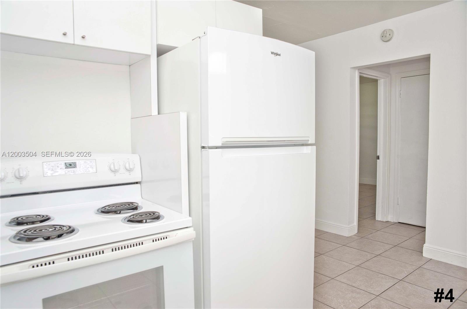 ¤HOLLYWOOD LITTLE RANCHES - Residential Income