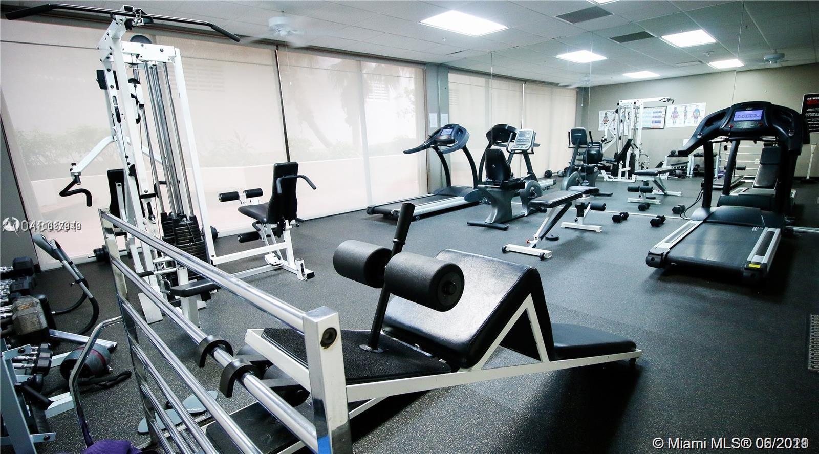 THE GEORGIAN CONDO - Residential Lease