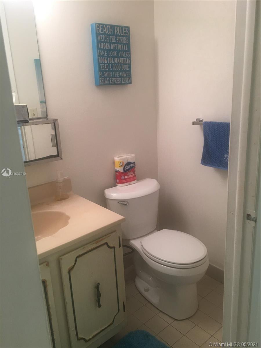 THE GEORGIAN CONDO - Residential Lease