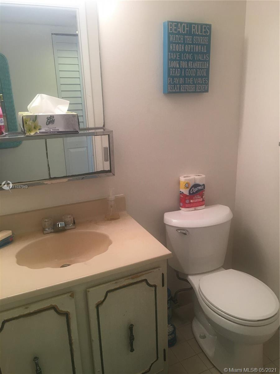 THE GEORGIAN CONDO - Residential Lease