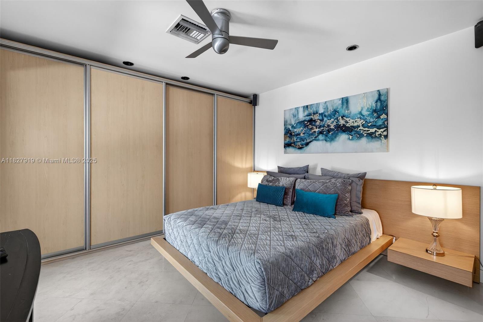 SUNSET TRAILS NO 4 - Residential Lease