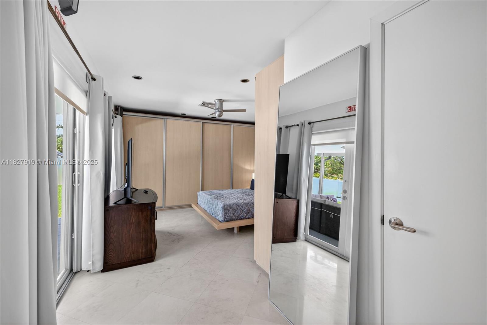 SUNSET TRAILS NO 4 - Residential Lease