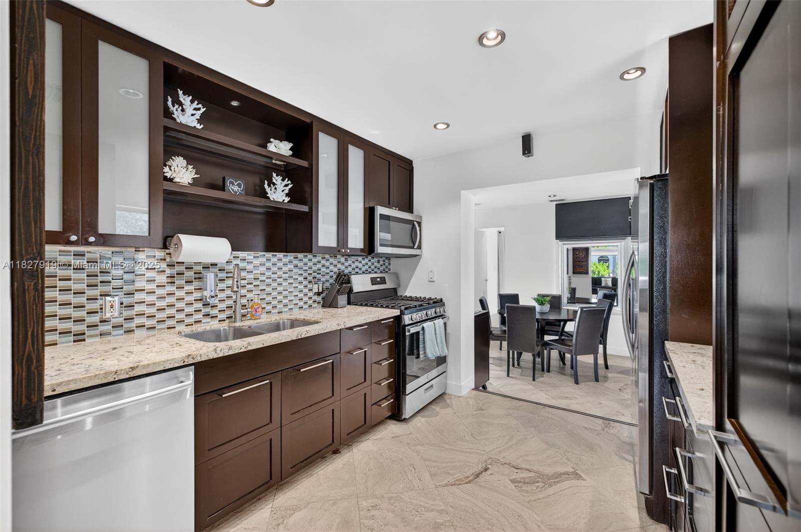 SUNSET TRAILS NO 4 - Residential Lease