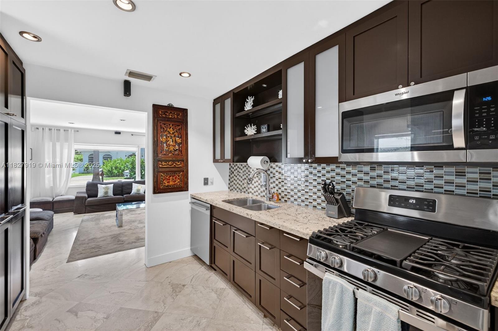 SUNSET TRAILS NO 4 - Residential Lease