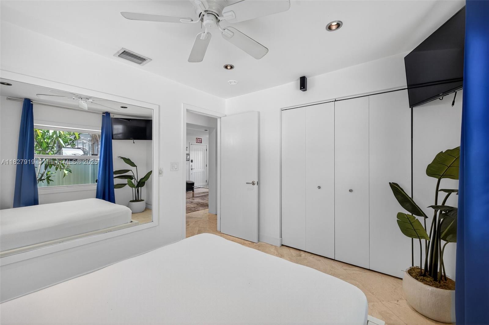 SUNSET TRAILS NO 4 - Residential Lease