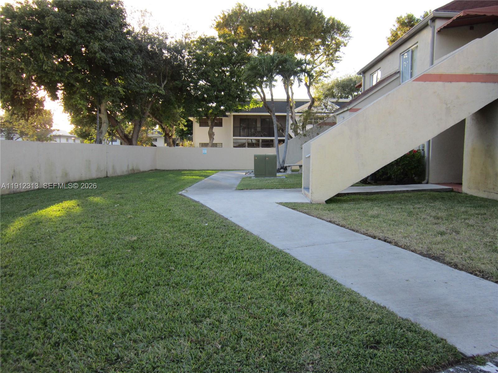 VILLA RUSTICA I CONDO - Residential