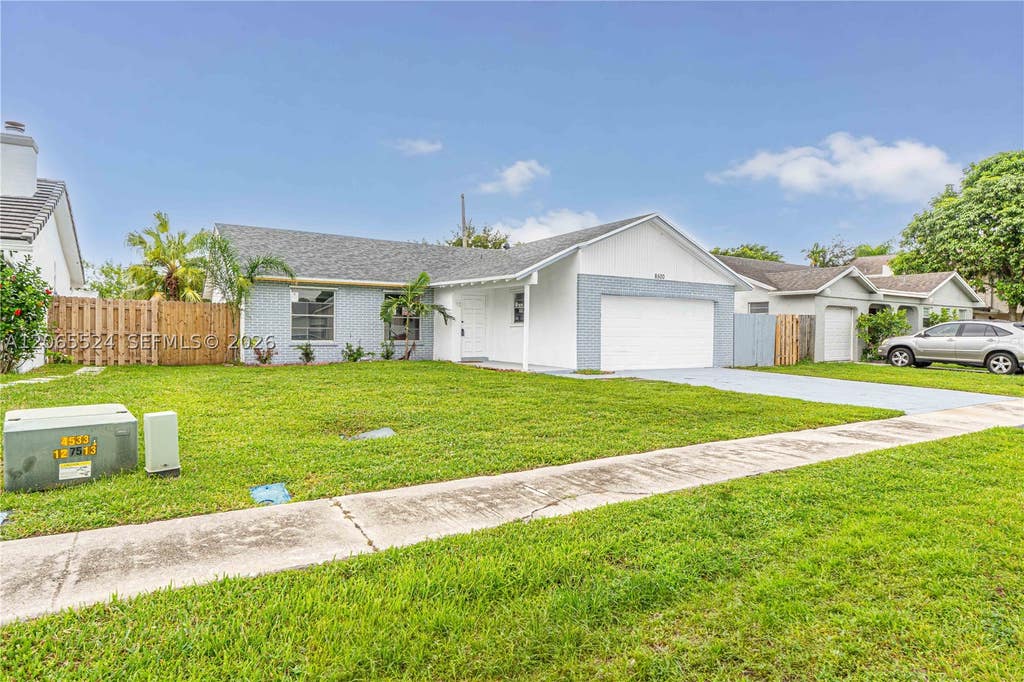 Photo of 8500 SW 20th St, North Lauderdale, FL 33068 (MLS # A12065524)