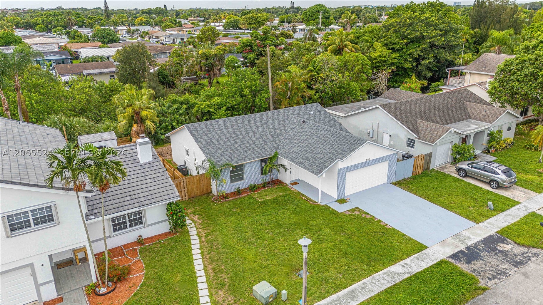 8500 SW 20th St - Image 1