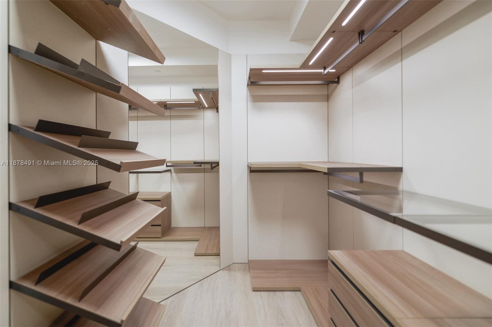 TURNBERRY OCEAN COLONY NO - Residential