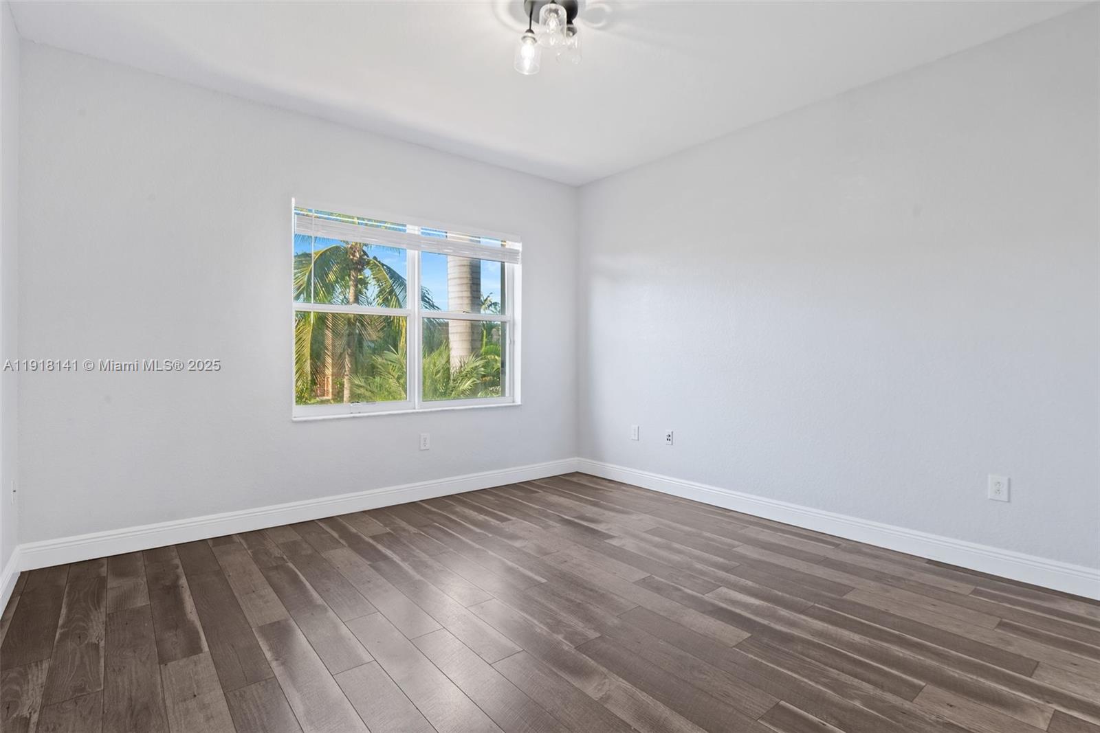 PEMBROKE ISLES V - Residential Lease