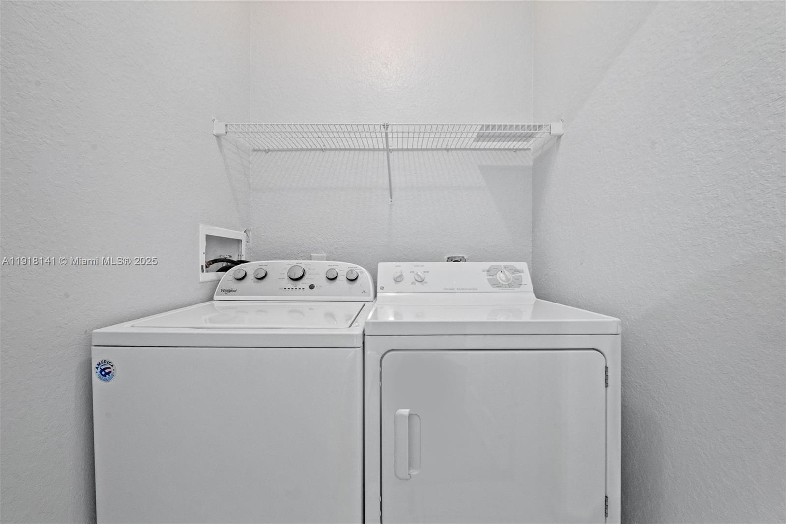 PEMBROKE ISLES V - Residential Lease