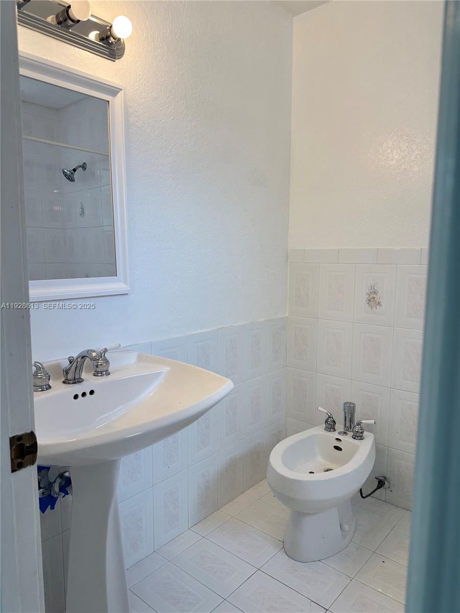 PRINCETONIAN SUB SEC 5 - Residential Lease