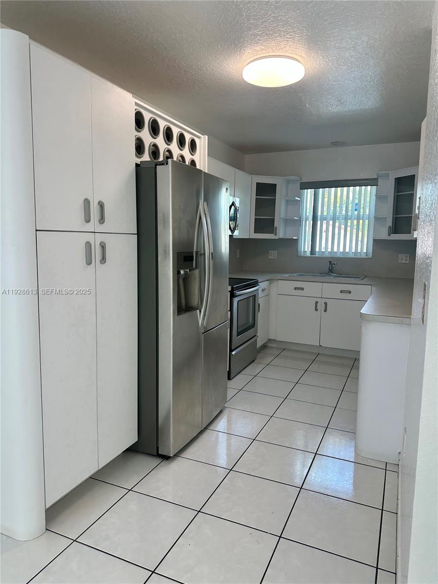 PRINCETONIAN SUB SEC 5 - Residential Lease