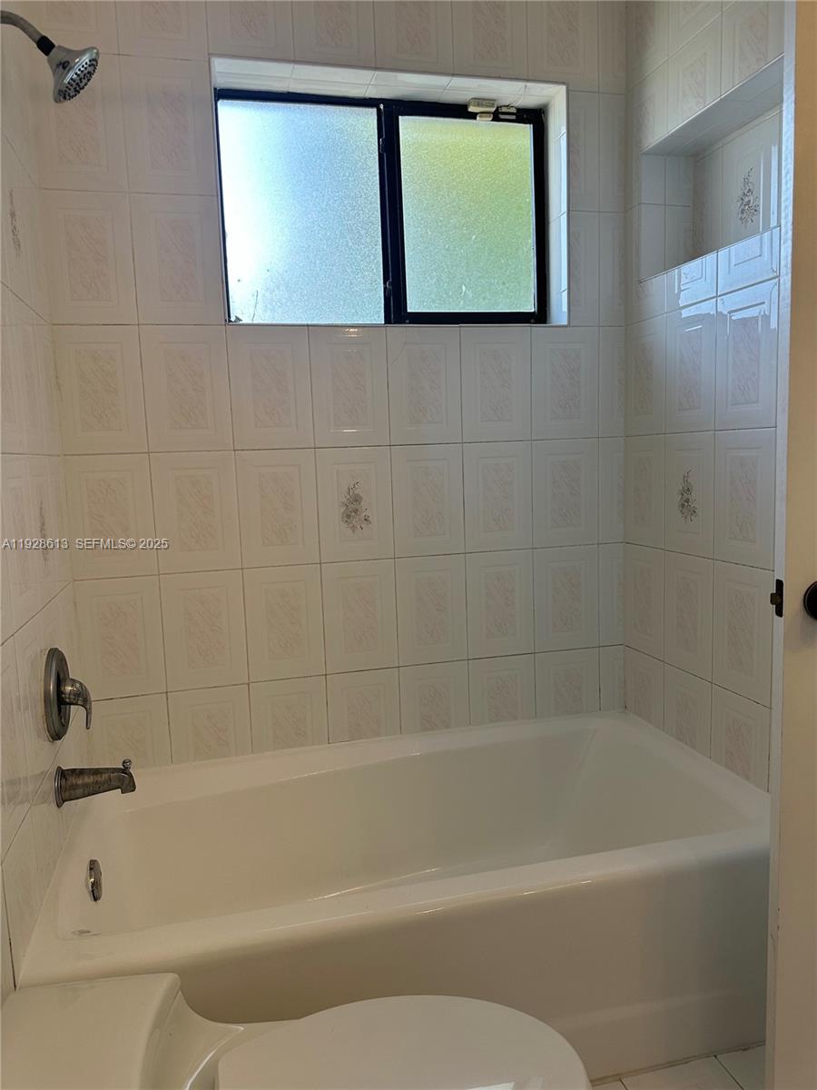 PRINCETONIAN SUB SEC 5 - Residential Lease