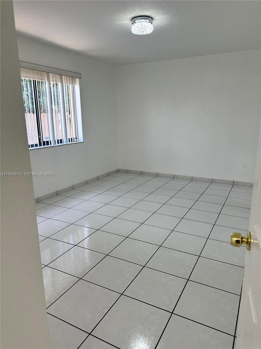 PRINCETONIAN SUB SEC 5 - Residential Lease