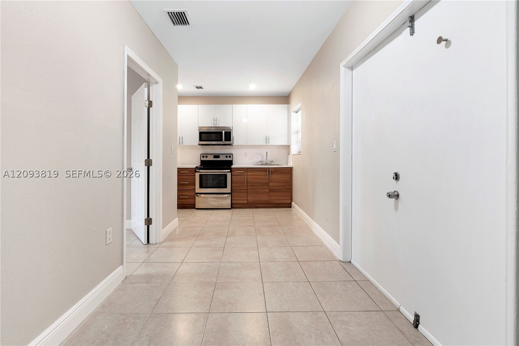 214 Salamanca Ave 3
