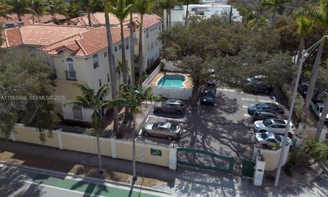 3356 Bird Ave 4 Miami FL 33133