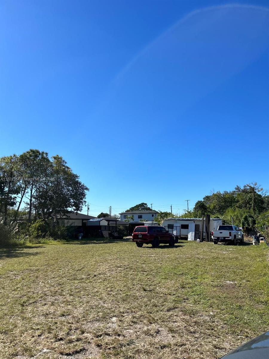 Residential location, for sale lot located in a developing area. 6 additional lots are also for sale in the area.
