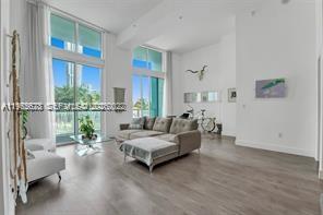 QUANTUM ON THE BAY CONDO - Residential