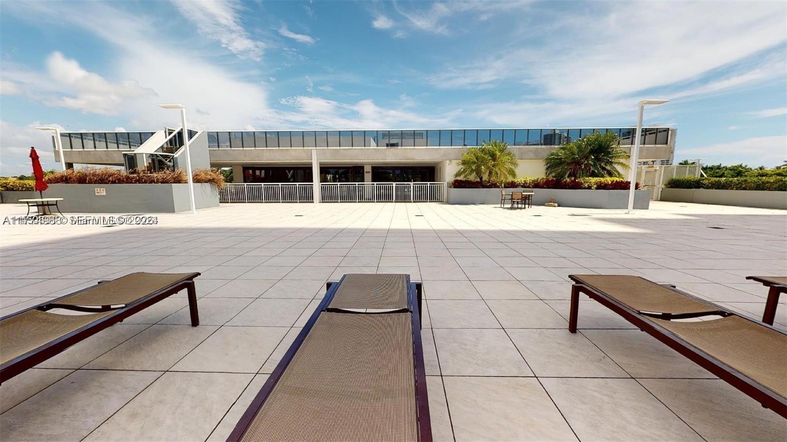 AVENTURA ELDORADO CONDO - Residential