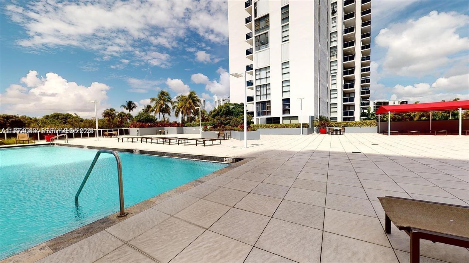 AVENTURA ELDORADO CONDO - Residential