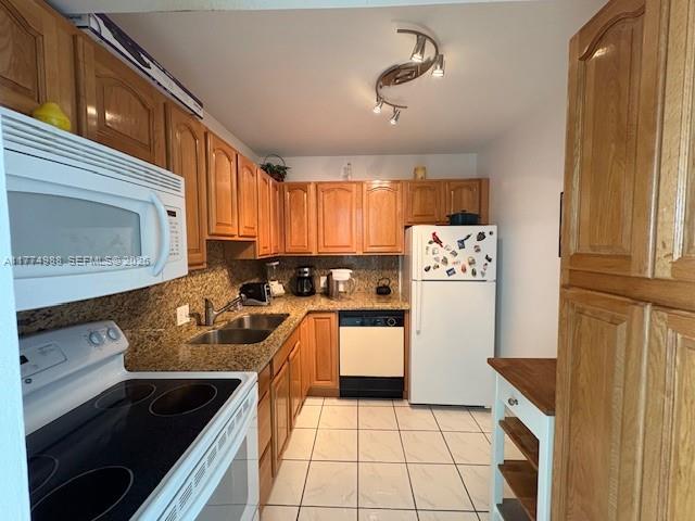 AVENTURA ELDORADO CONDO - Residential