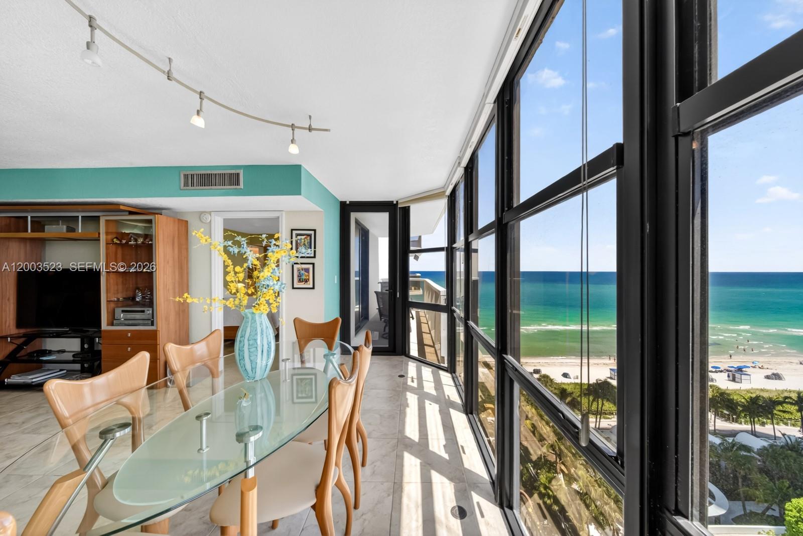 MAR DEL PLATA CONDO - Residential