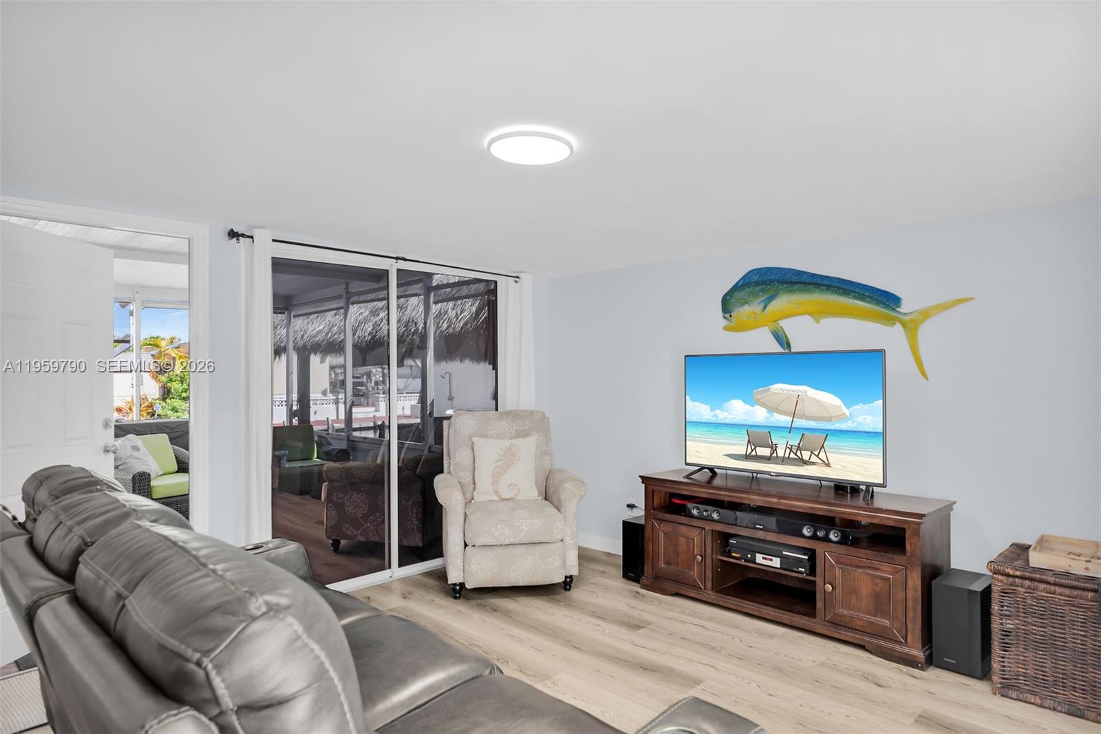 KEY LARGO TRAILER VILLAGE - Residential