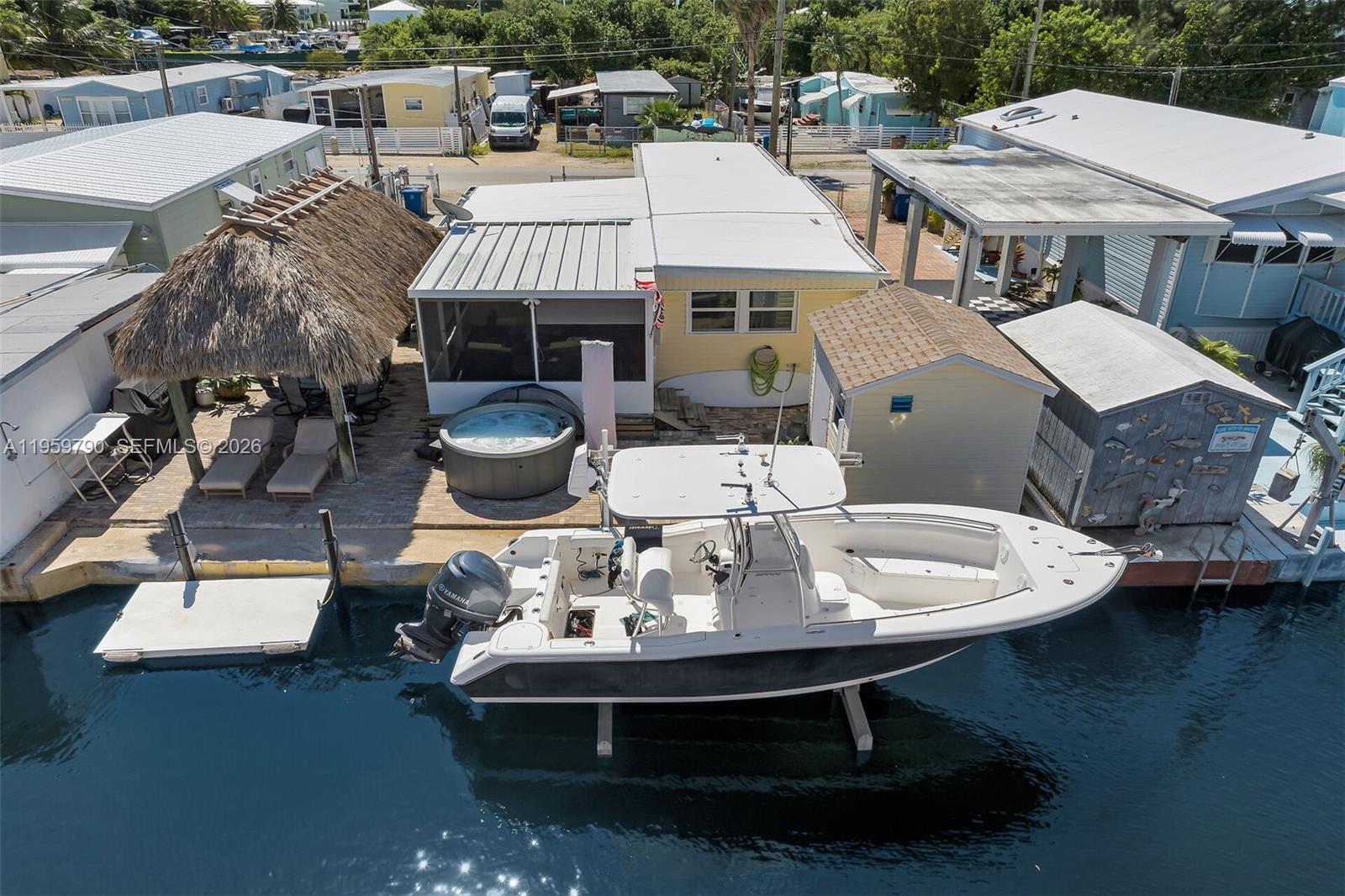 KEY LARGO TRAILER VILLAGE - Residential