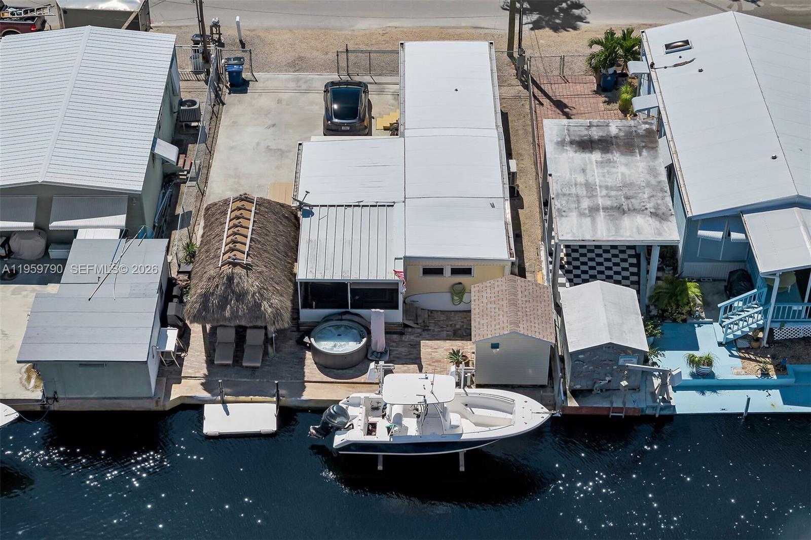 KEY LARGO TRAILER VILLAGE - Residential