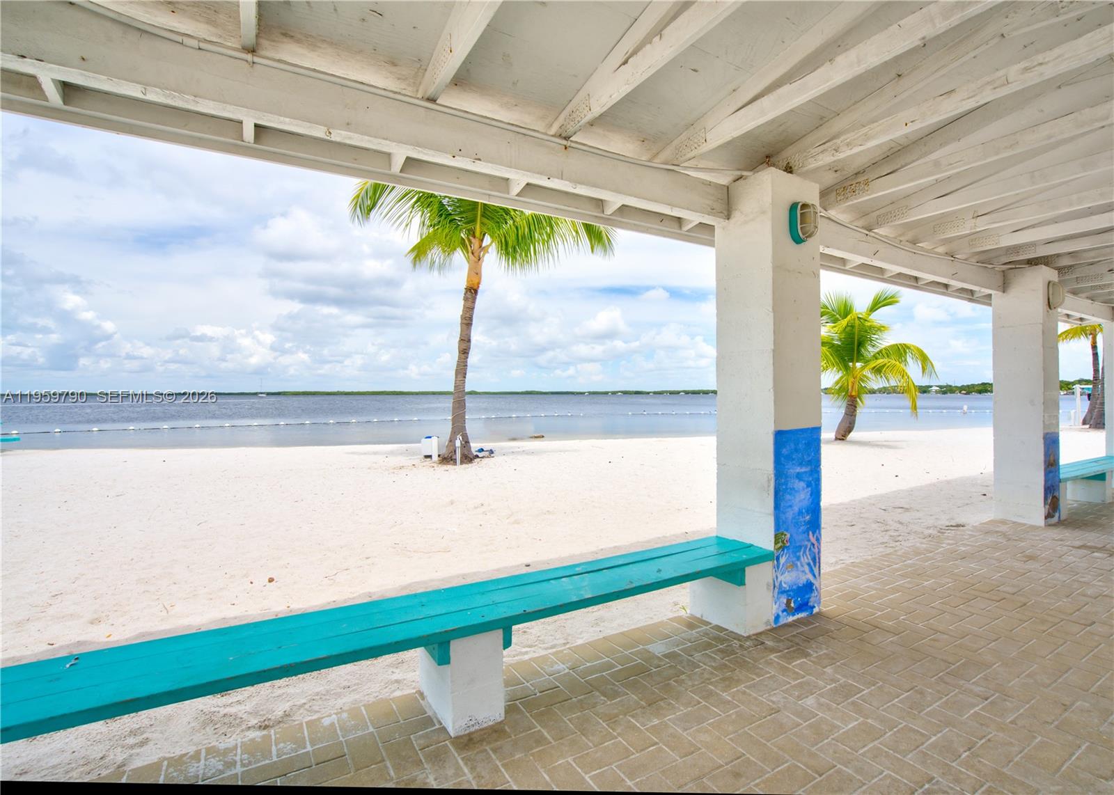 KEY LARGO TRAILER VILLAGE - Residential