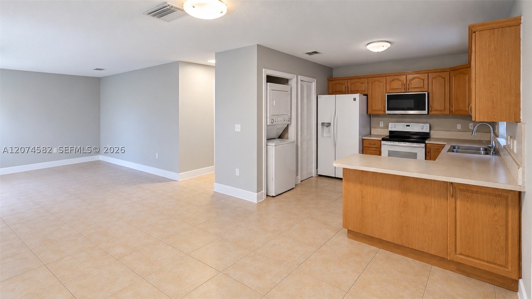 2471 NW 18th Ter 2471