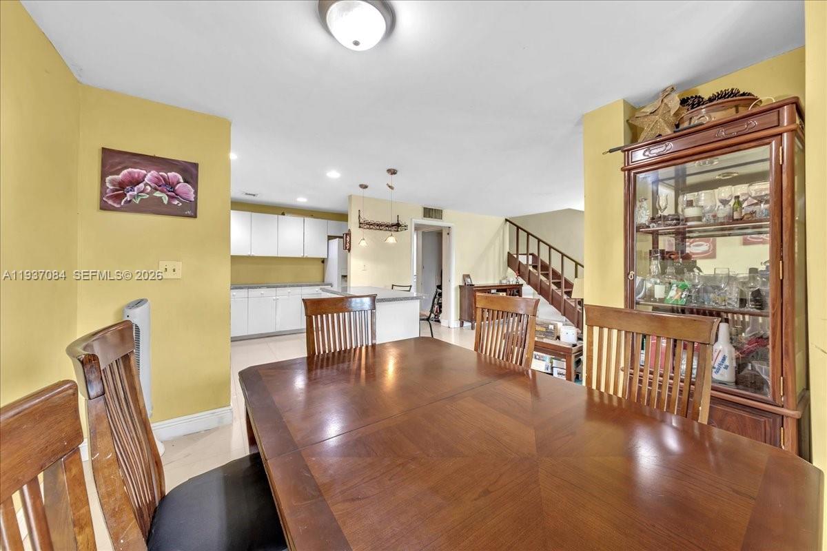 LAKES OF ACADIA UNIT 4 TH - Residential