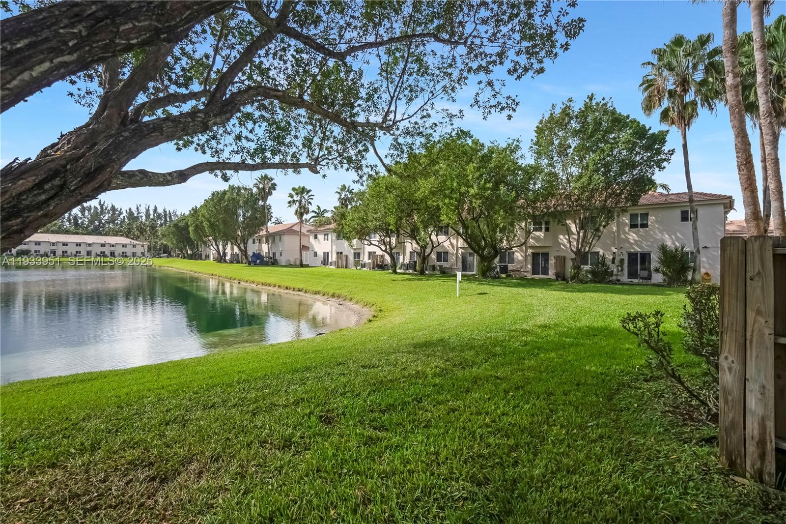 VENETIA GARDENS SOUTH CON - Residential