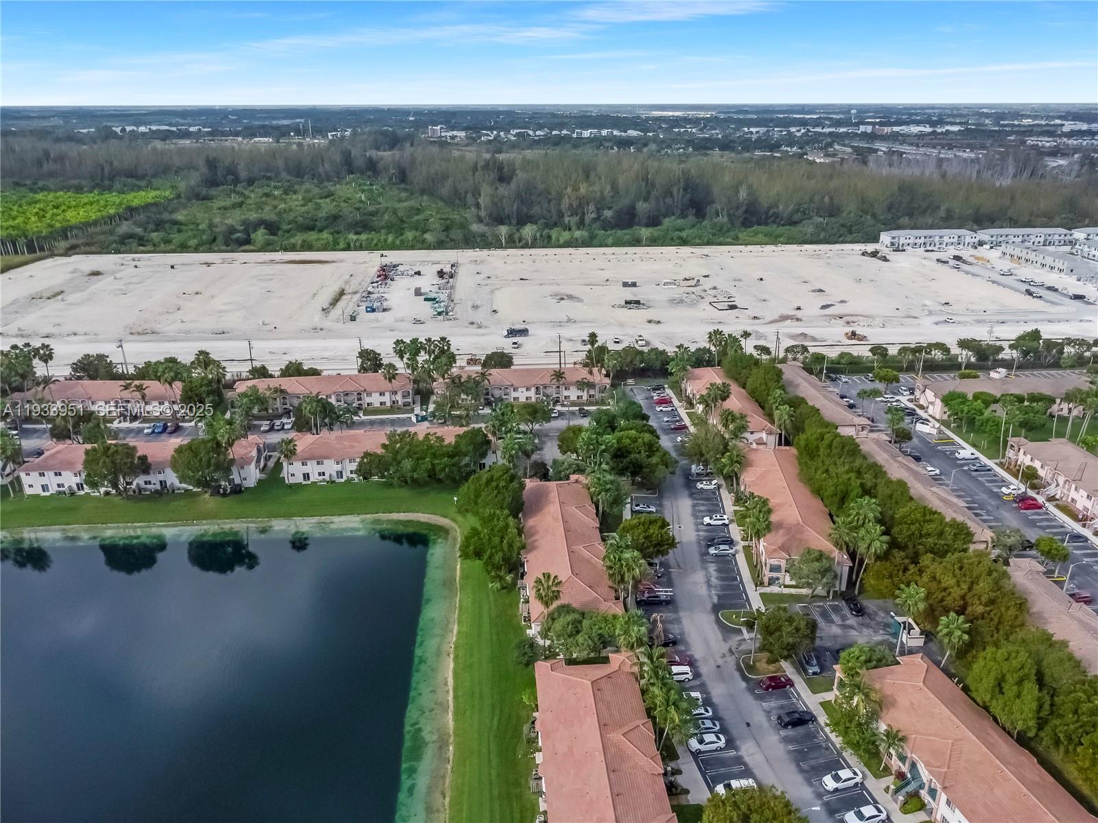 VENETIA GARDENS SOUTH CON - Residential