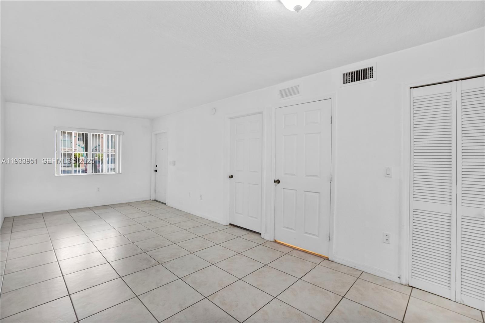 VENETIA GARDENS SOUTH CON - Residential