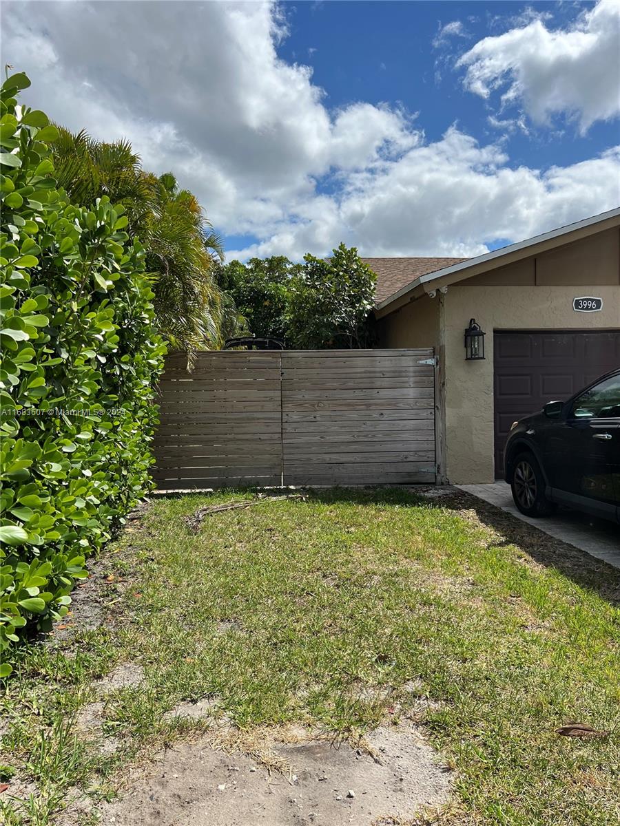 3996 NW 1st Pl