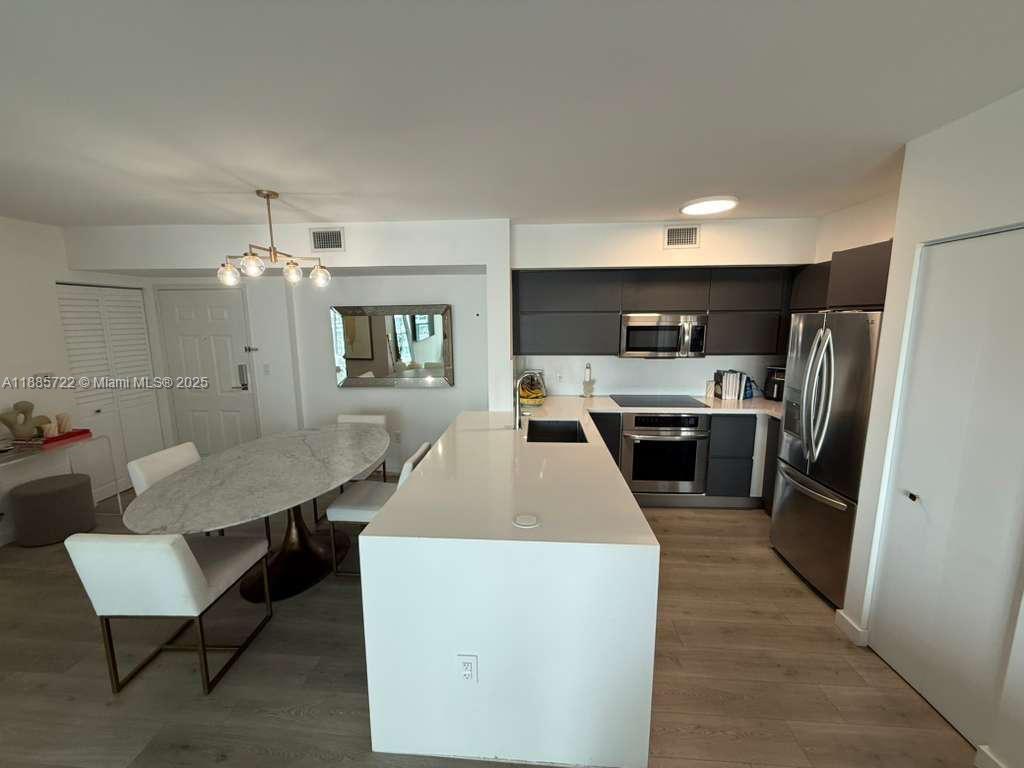 1155 Brickell Bay Dr 1408